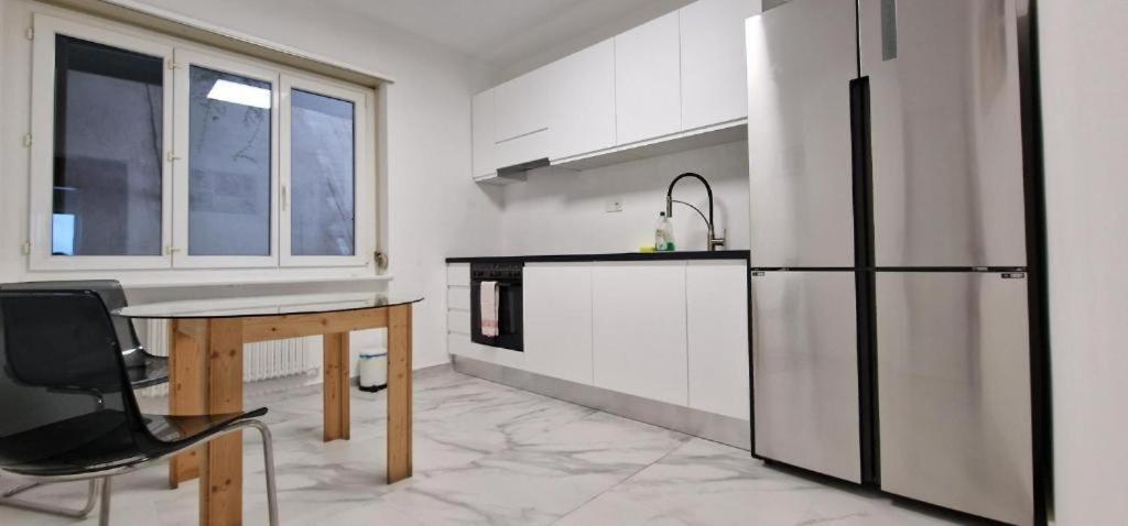 Lugano Lakeview Apartment With Self Check-In & Private Parking On Request Kültér fotó